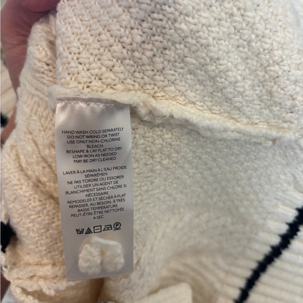 Maeve v-neck sweater - Picture 4 of 4